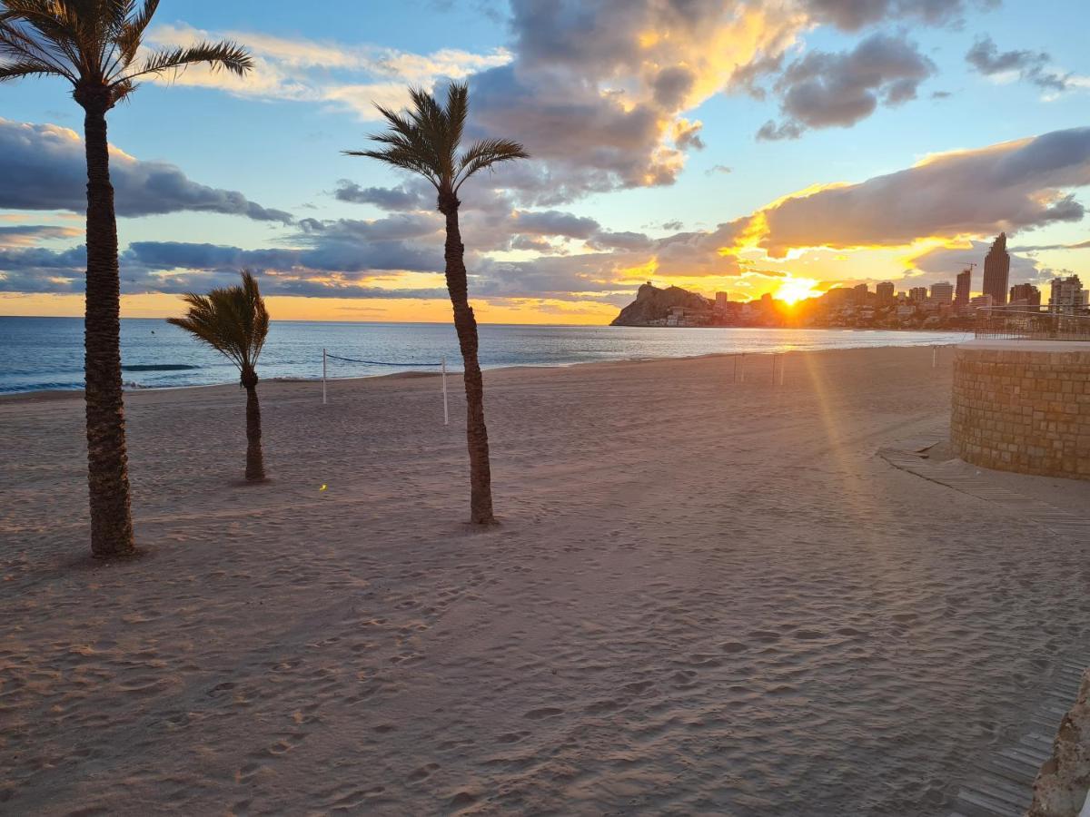 Sunny Morning Of Costa Blanca - Sunset Waves Benidorm 아파트 외부 사진